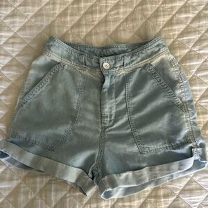 Bella Dahl shorts, size 26  high rise